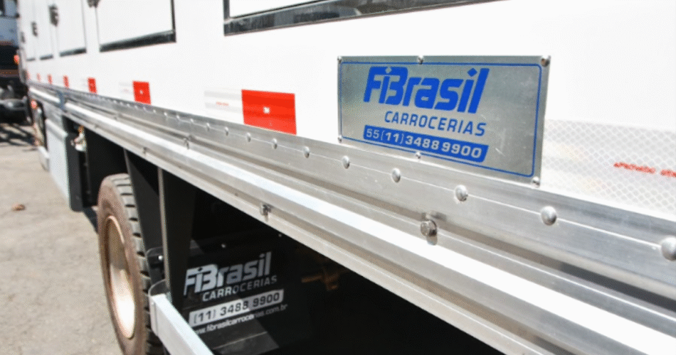 pecas para carroceria de caminhão